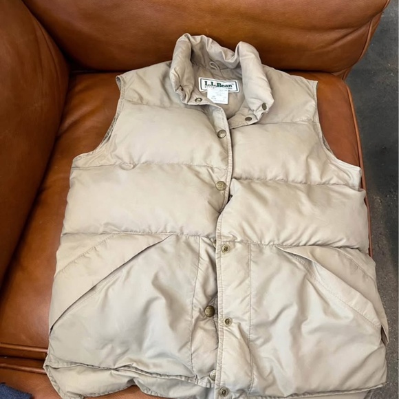 L.L.Bean 100% Goose Down Puffer Vest – Beige - Picture 2 of 4